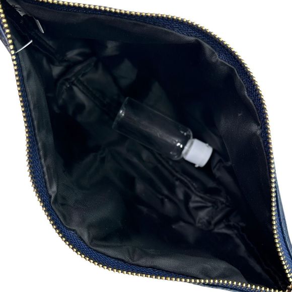 Daisy Fuentes Cosmetic Travel Bag - Picture 2 of 4